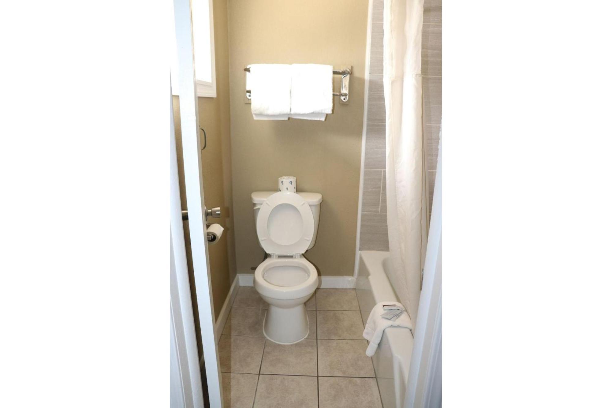 Deluxe Inn & Suites By Oyo Miami Ok Zewnętrze zdjęcie
